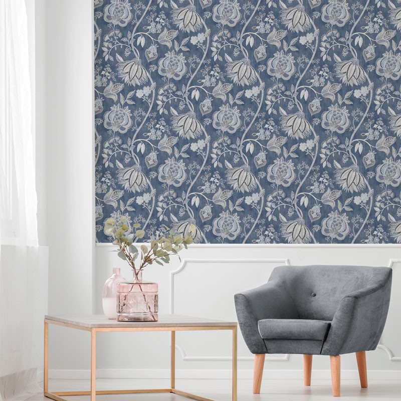 Fotografía en detalle de Papel pintado FLORAL ÉTNICO AZUL MARINO de Servicat Pinturas